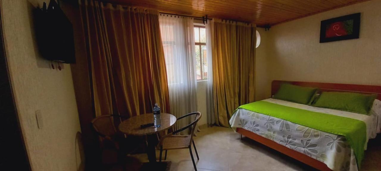 Hoteles Bogota Inn Colonial 외부 사진